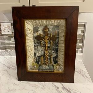 Antique‎ 19th Century Christian Shadow Box Crucifix, Passion of Christ Diorama